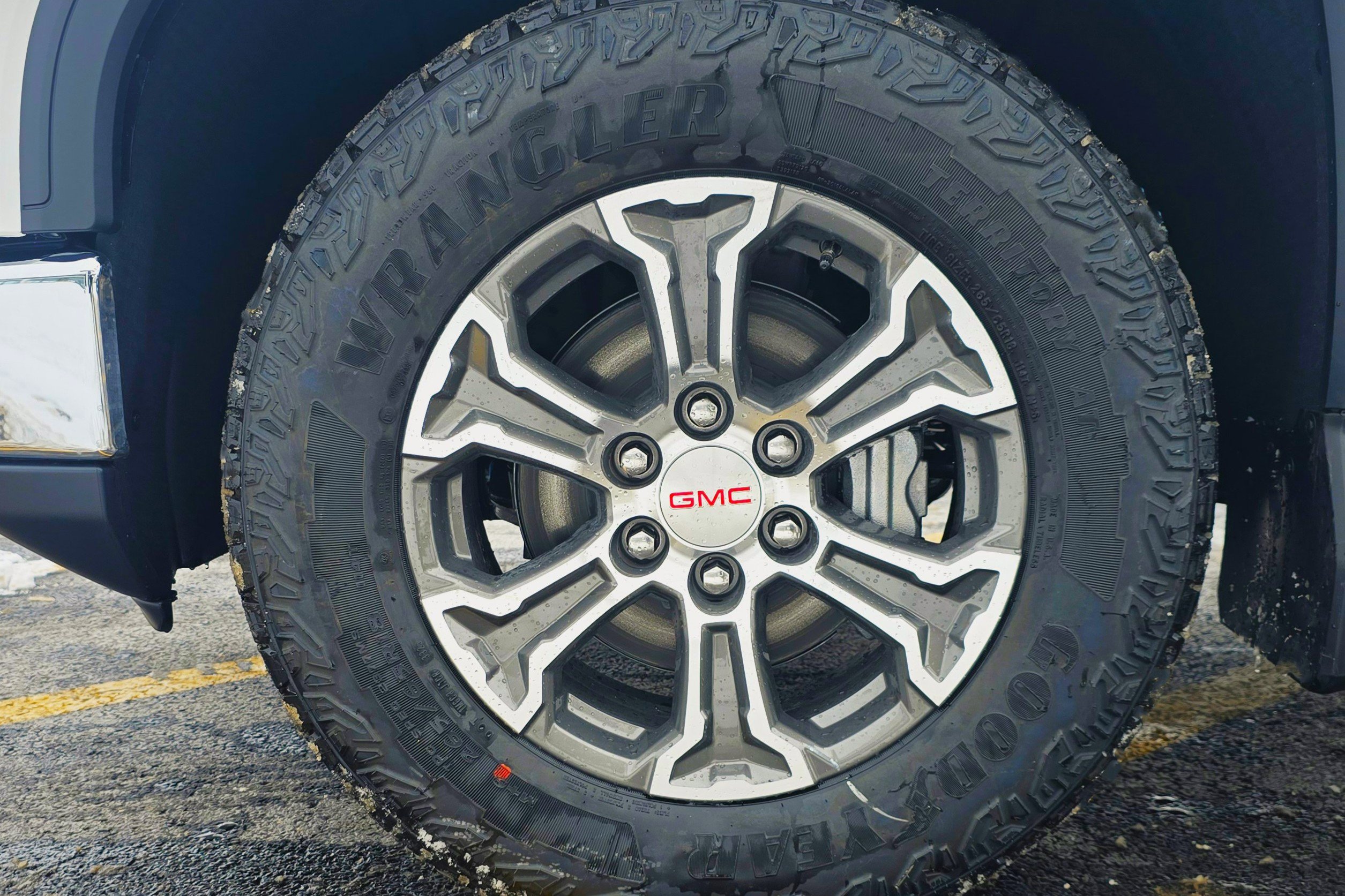 New 2026 GMC Sierra 1500 SLE w/ X31 Off-Road Package image 11