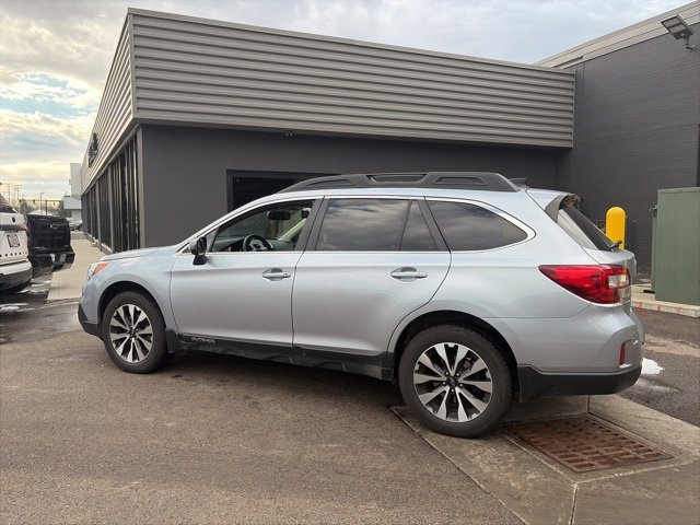 Used 2016 Subaru Outback 2.5i Limited image 7