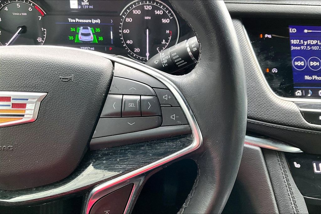 Certified 2024 Cadillac XT5 Premium Luxury FWD image 23