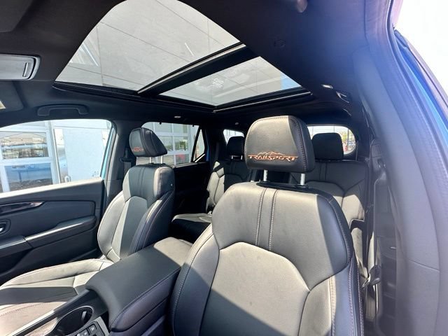 Used 2024 Honda Pilot TrailSport image 12