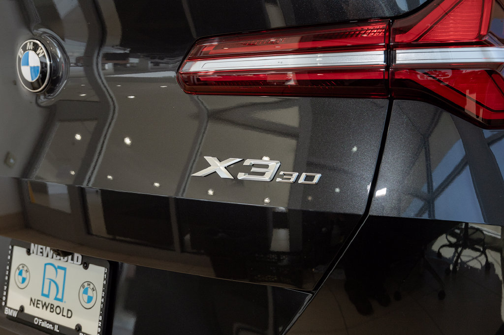 Used 2026 BMW X3 xDrive30i w/ Premium Package AWD/4WD image 12