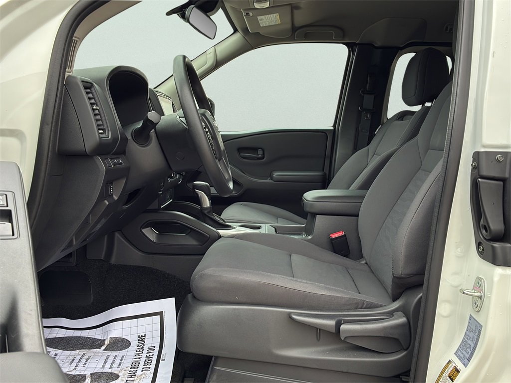 Used 2024 Nissan Frontier S w/ S Utility Package image 19