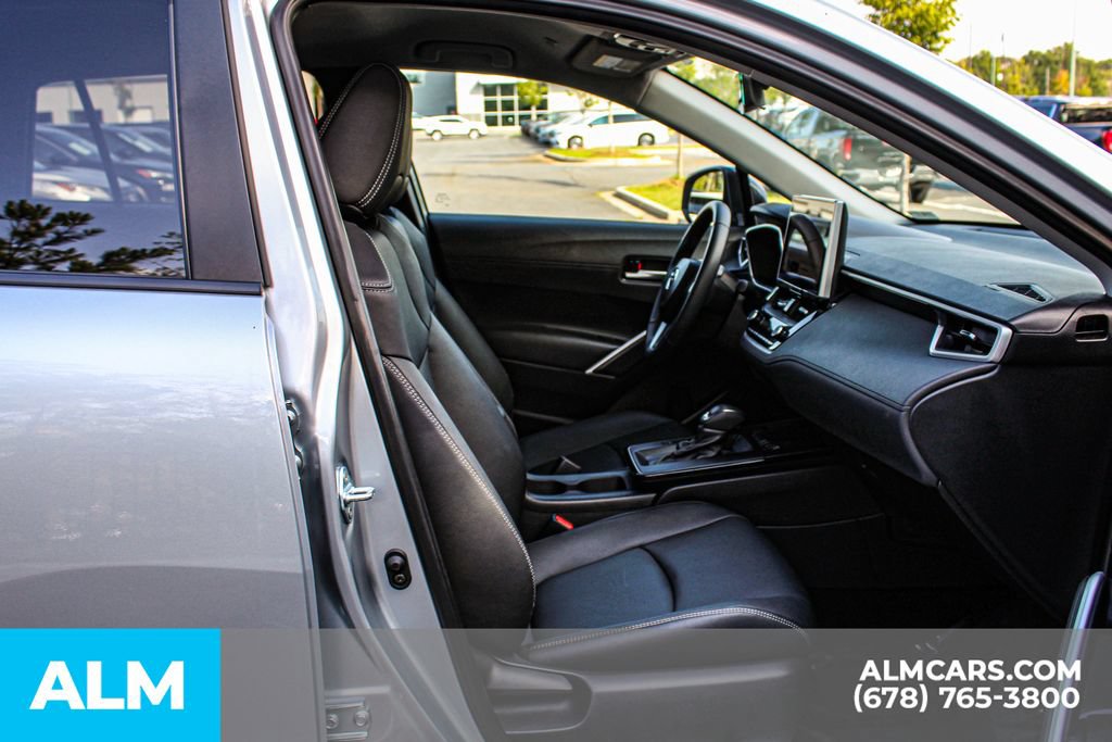 Used 2026 Toyota Corolla Cross XLE FWD image 20