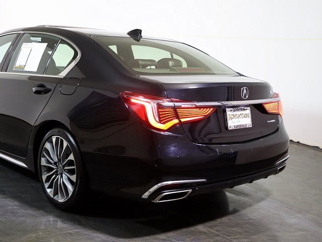 Certified 2018 Acura RLX w/ Technology Package image 11