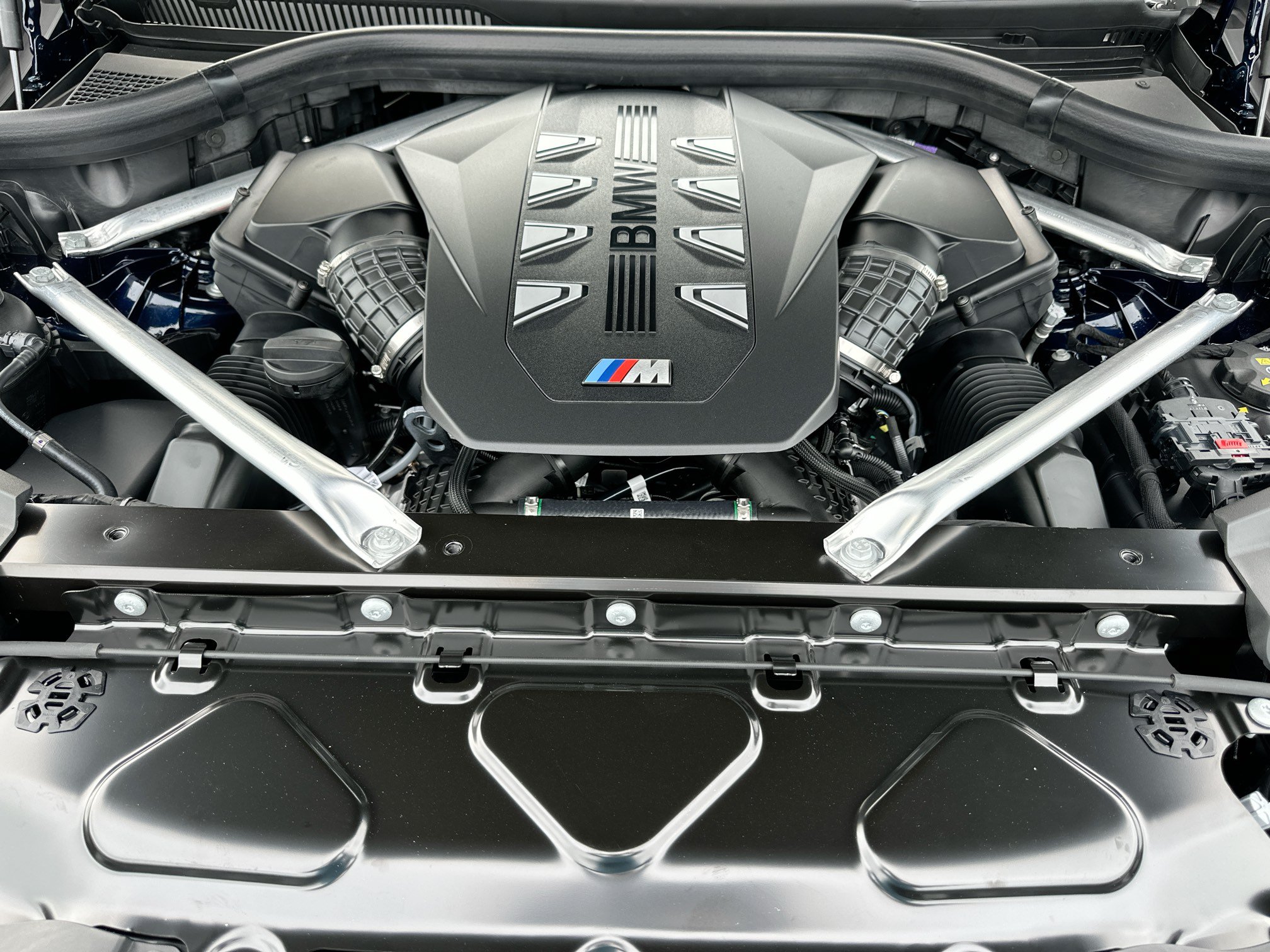 New 2027 BMW X6 M60i w/ Executive Package AWD/4WD image 24