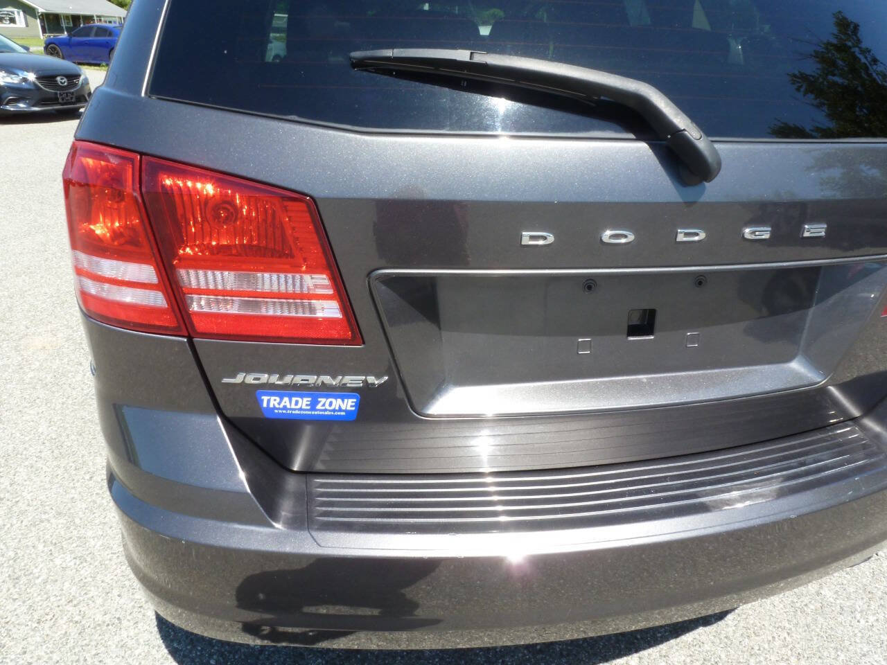 Used 2018 Dodge Journey SE w/ Connectivity Group FWD image 7