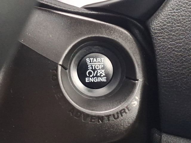 Used 2020 Jeep Renegade Trailhawk image 23