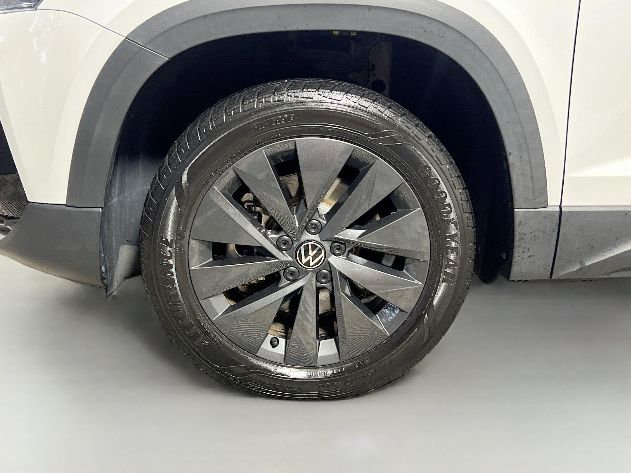 Used 2024 Volkswagen Taos S FWD image 14