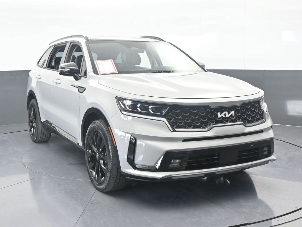 Used 2023 Kia Sorento SX image 9