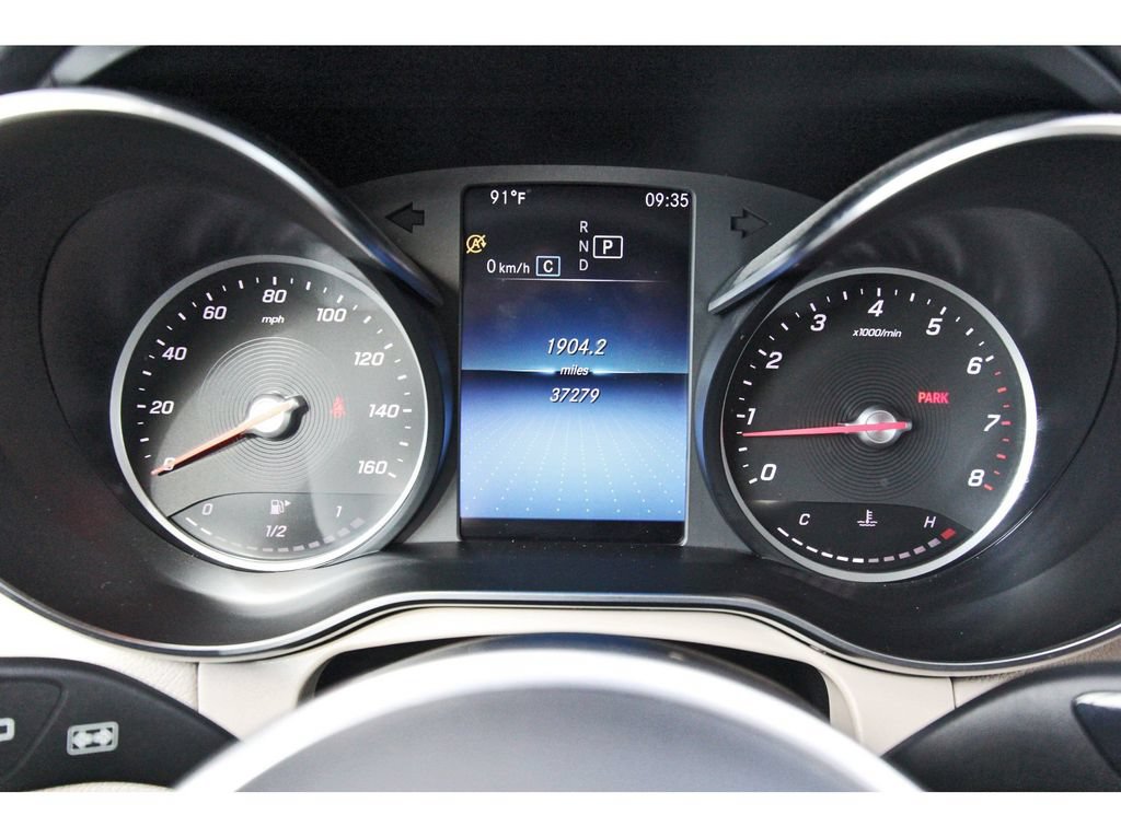 Used 2021 Mercedes-Benz GLC 300 image 16