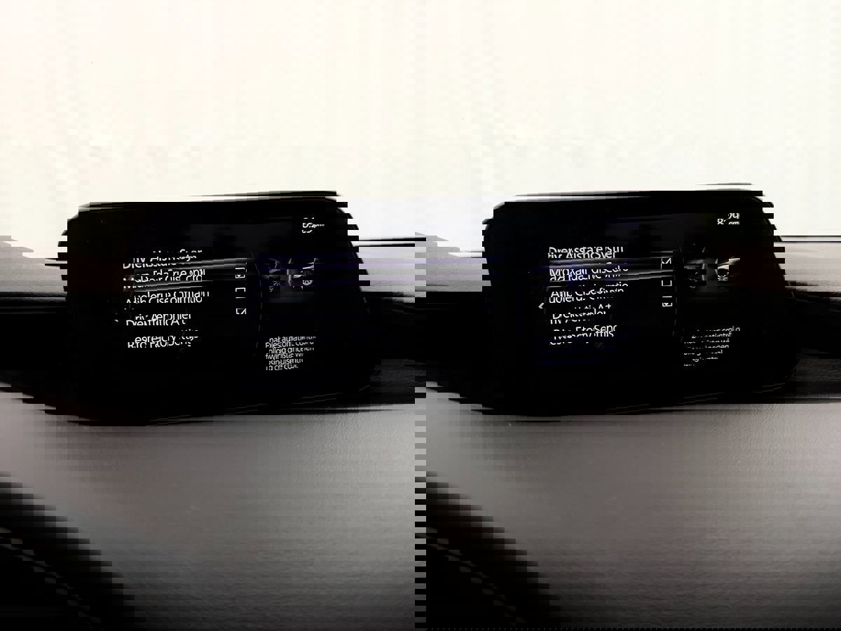 Used 2022 MAZDA MAZDA3 s FWD image 15