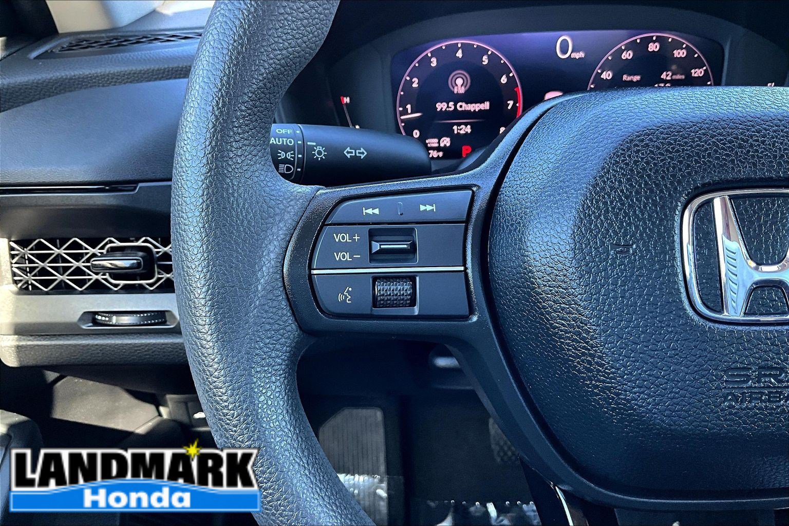 Used 2025 Honda Accord LX image 19