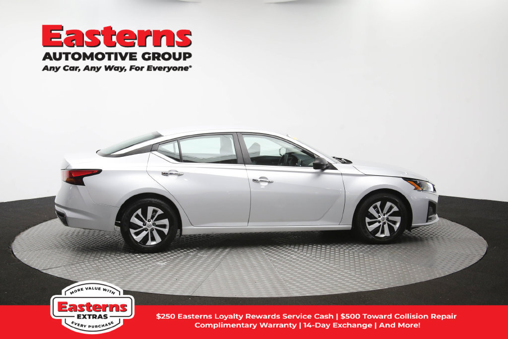 Used 2024 Nissan Altima 2.5 S FWD image 45