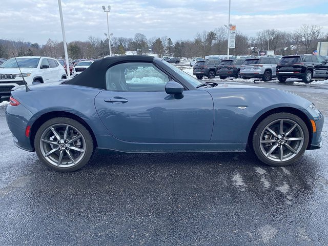 Used 2022 MAZDA MX-5 Miata Grand Touring w/ Appearance Package image 9