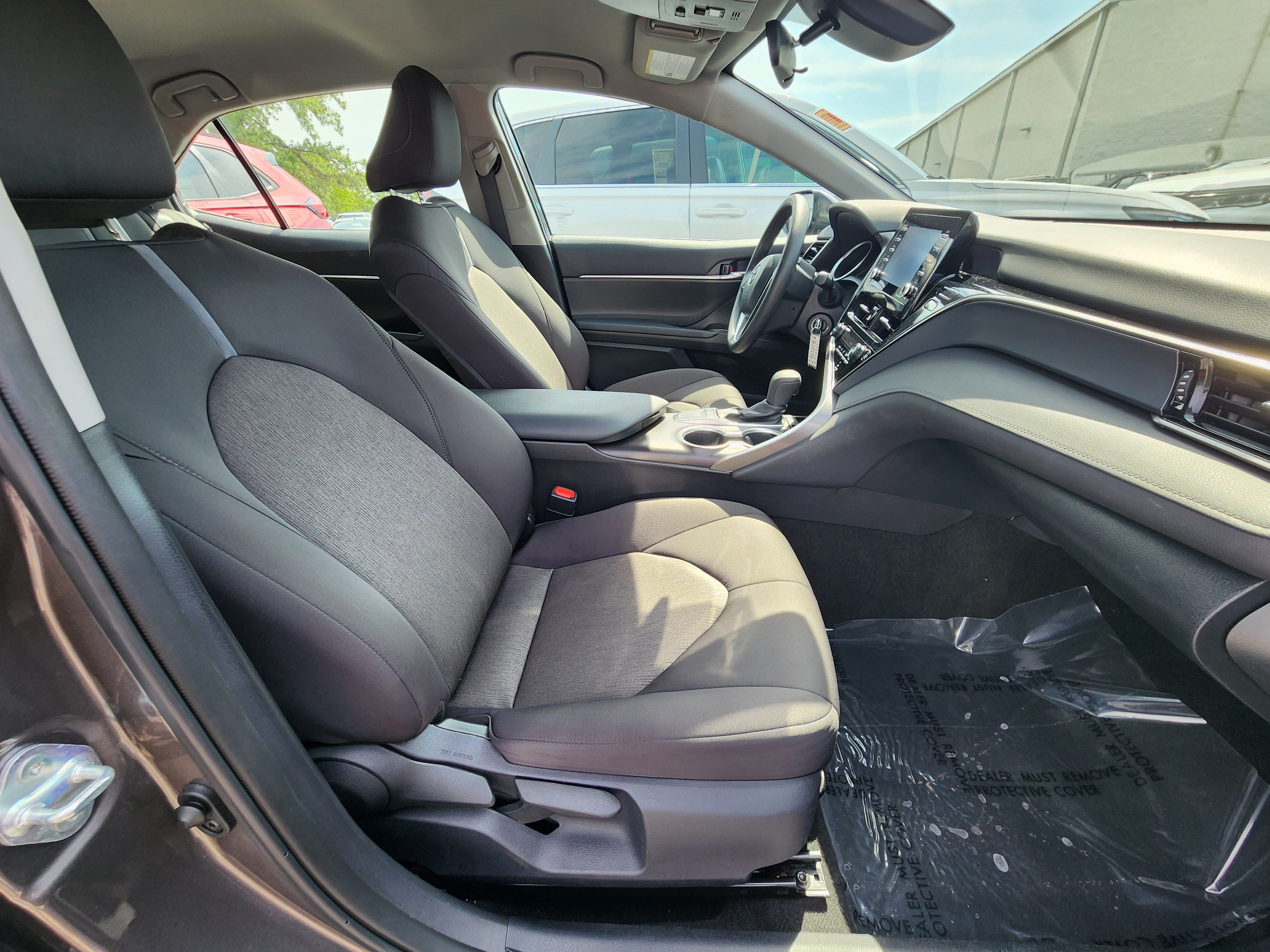 Used 2024 Toyota Camry LE FWD image 10