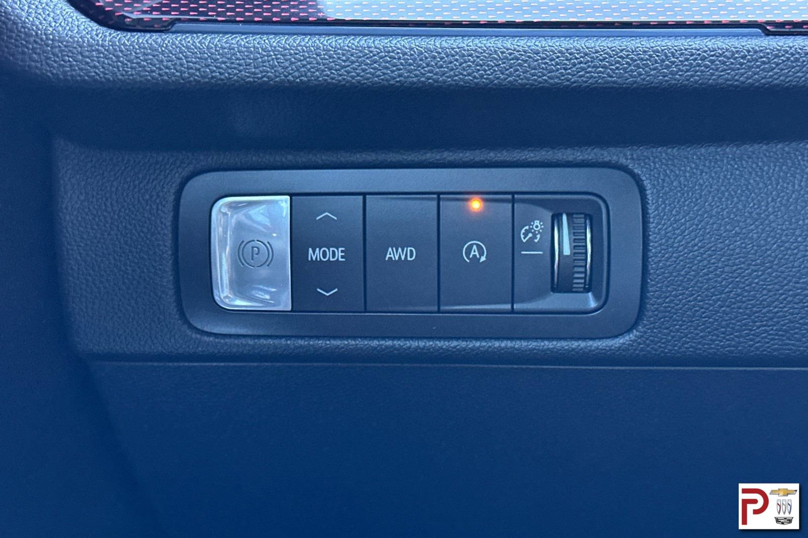 Certified 2024 Chevrolet Traverse RS image 32