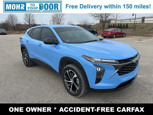 Used 2024 Chevrolet Trax RS w/ Sunroof Package image 3