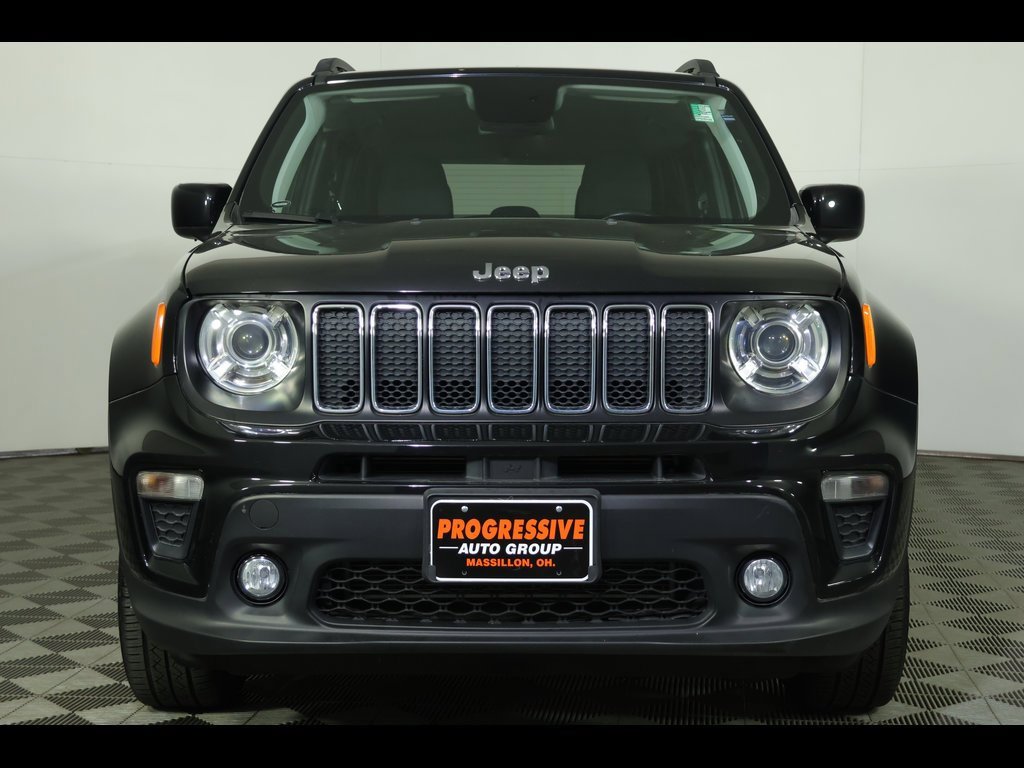 Used 2019 Jeep Renegade Latitude w/ Safety & Security Group II image 19
