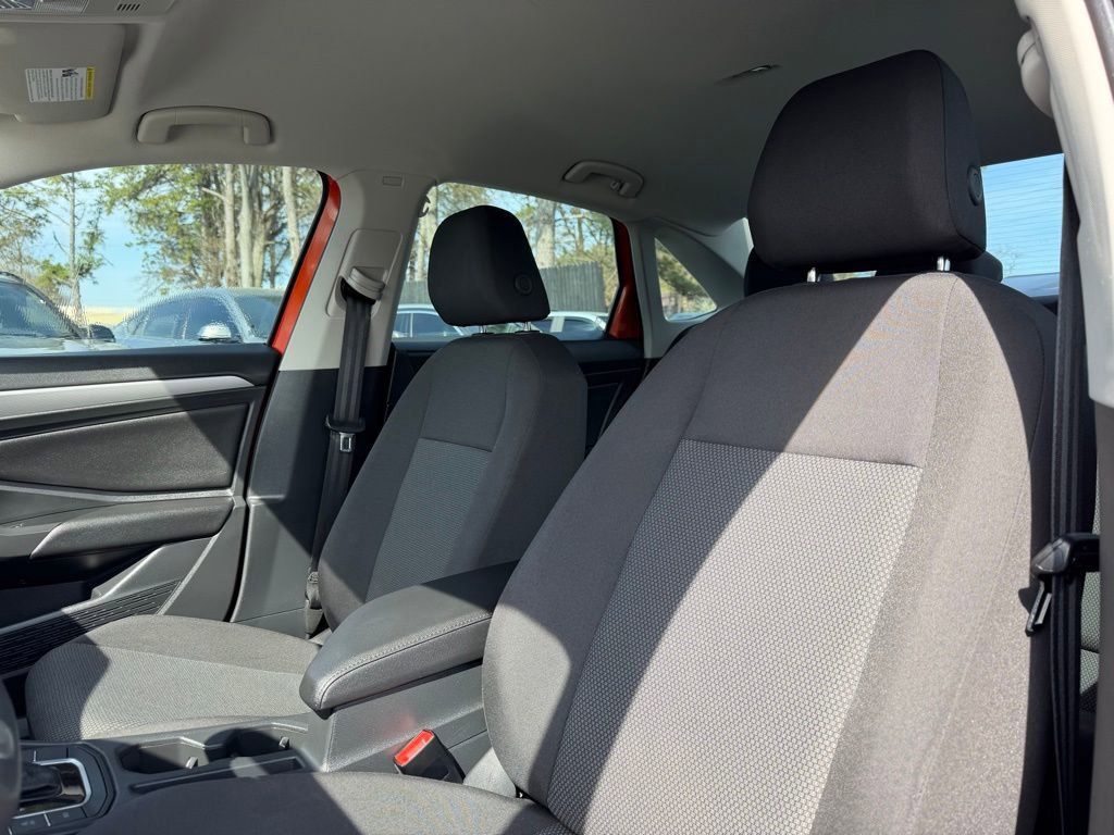 Used 2021 Volkswagen Jetta S w/ Driver Assistance Package image 11