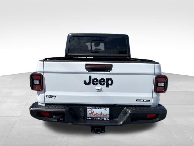 Used 2020 Jeep Gladiator Sport w/ Quick Order Package 24S AWD/4WD image 3