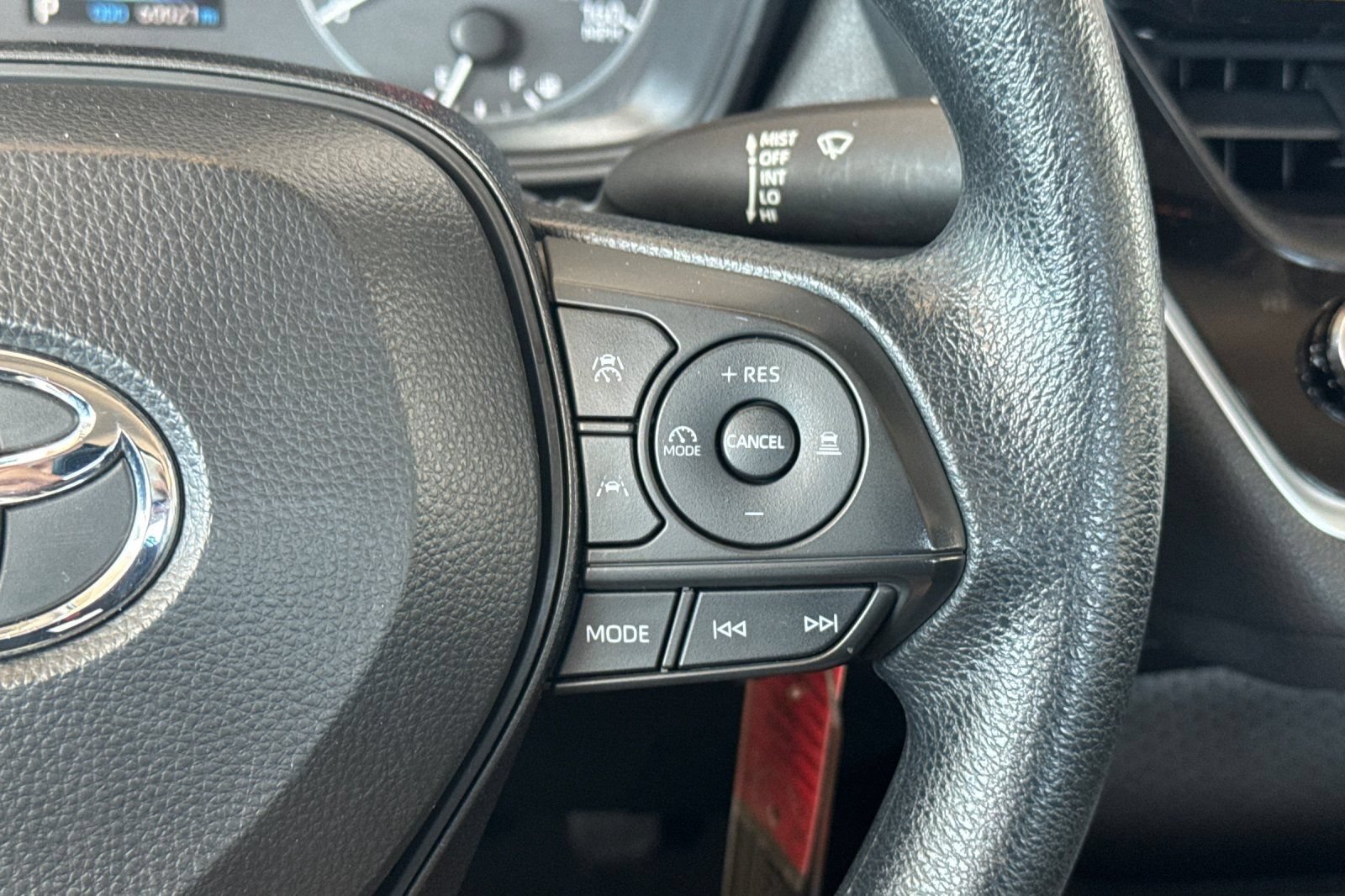 Certified 2024 Toyota Corolla LE FWD image 28