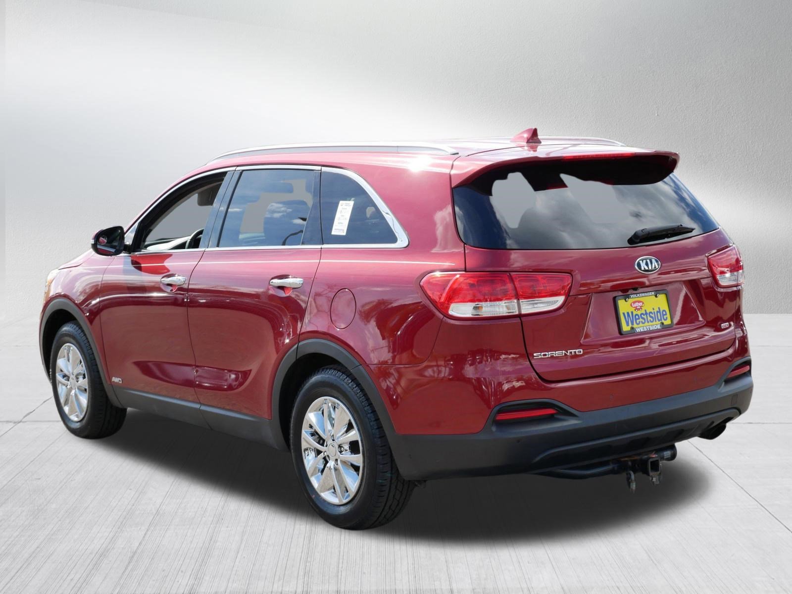 Used 2017 Kia Sorento AWD w/ LX Convenience Package image 5