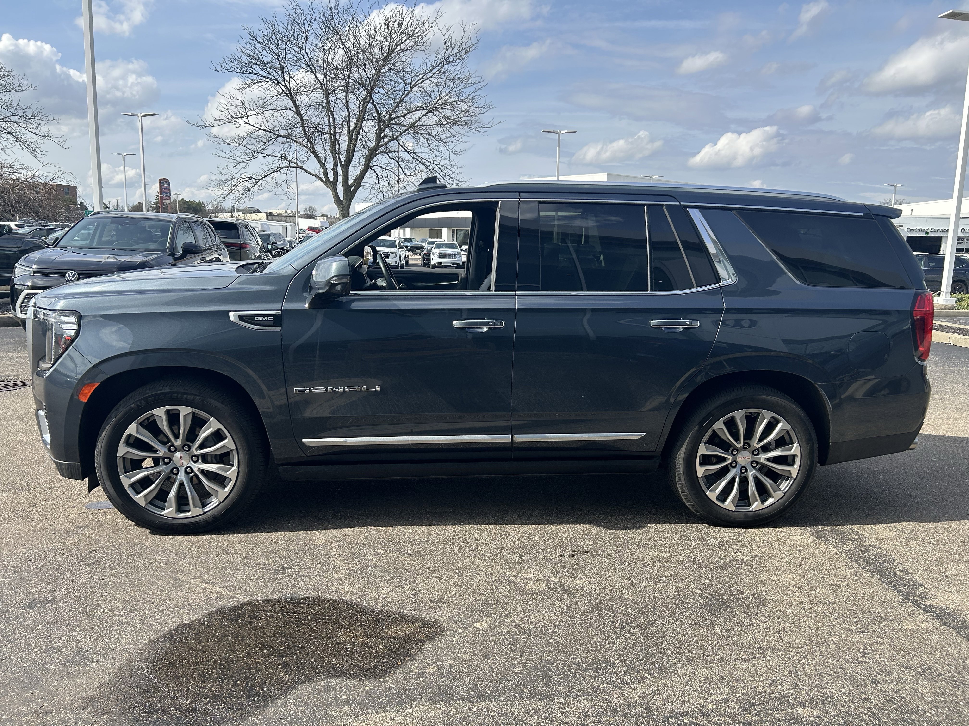 Used 2021 GMC Yukon Denali w/ Denali Ultimate Package image 4