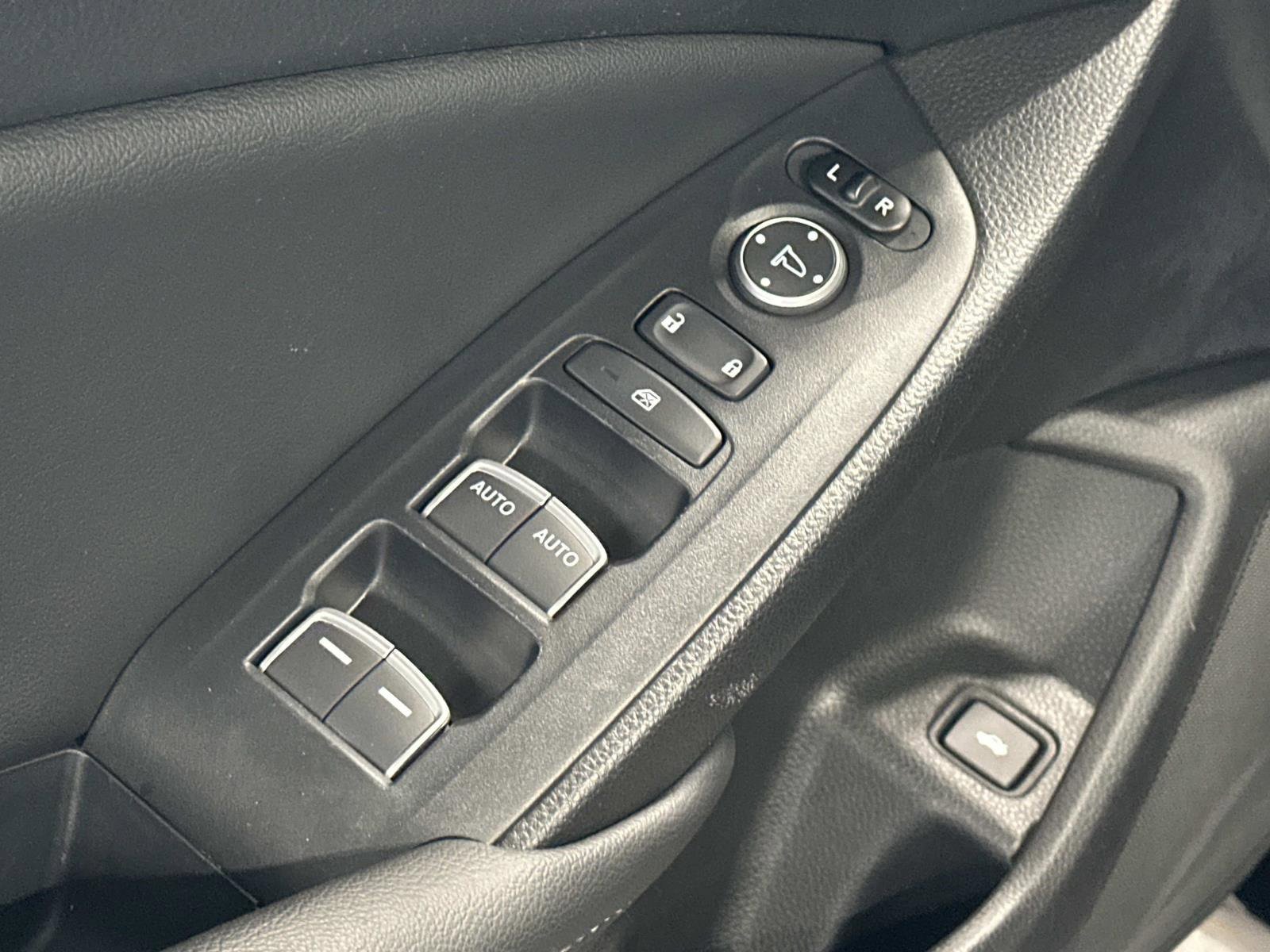 Used 2022 Honda Accord Sport image 17