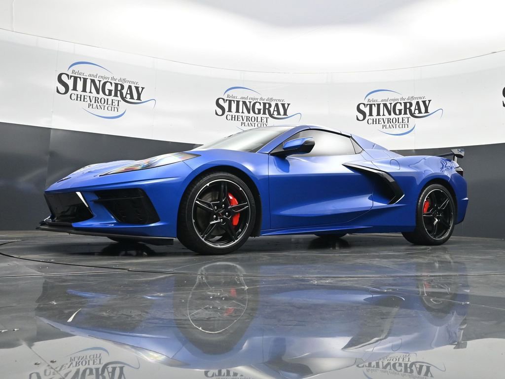 Used 2022 Chevrolet Corvette Stingray Convertible w/ Z51 Performance Package image 19