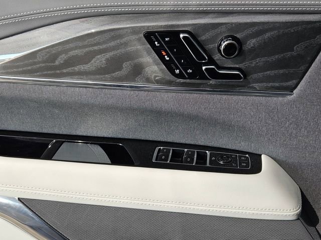 New 2025 Cadillac Escalade IQ Sport 1 image 22