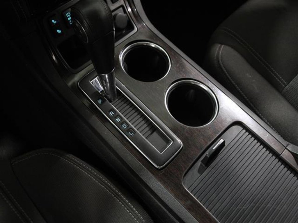 Used 2017 Chevrolet Traverse LT w/ Style and Technology Package image 14