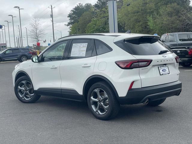 Certified 2025 Ford Escape ST-Line AWD/4WD image 5