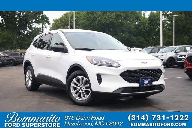 Certified 2022 Ford Escape SE w/ Convenience Package FWD image 1
