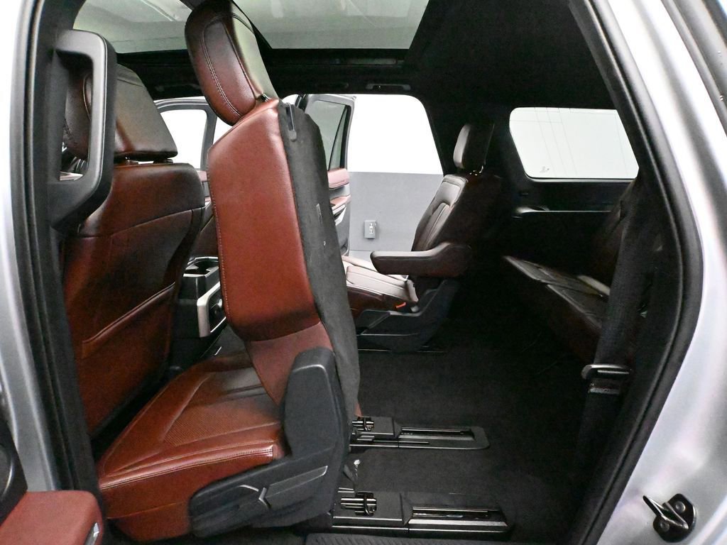 Used 2024 Ford Expedition Max Limited image 45