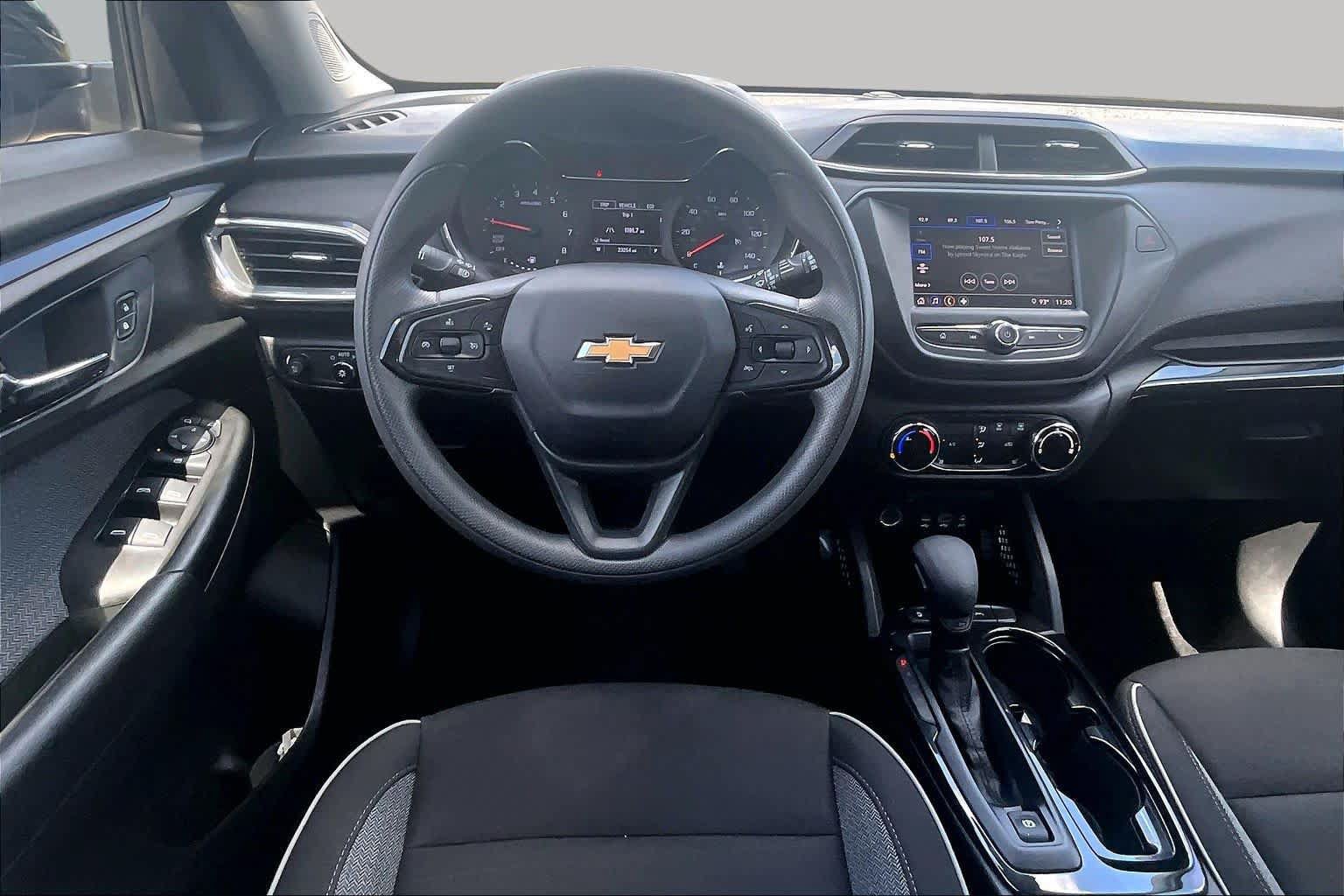 Used 2023 Chevrolet TrailBlazer LT FWD image 5