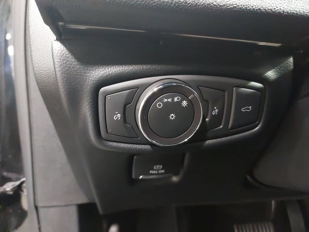 Used 2017 Lincoln MKZ Reserve w/ Technology Package FWD image 27