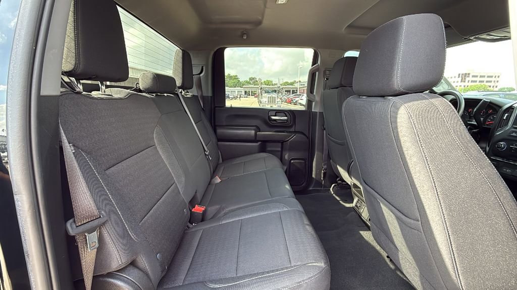 Used 2024 Chevrolet Silverado 2500 Custom w/ Custom Convenience Package image 28