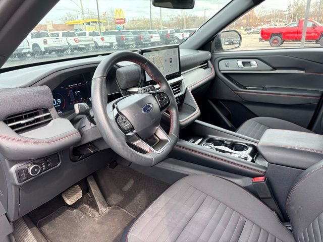 Used 2025 Ford Explorer ST-Line image 22