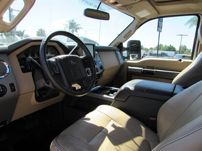 Used 2015 Ford F250 Lariat w/ Lariat Ultimate Package AWD/4WD image 9