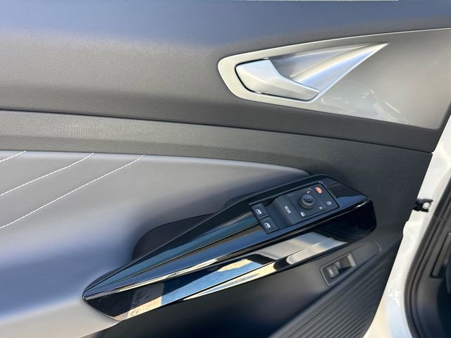 New 2026 Volkswagen ID.4 Pro S image 9