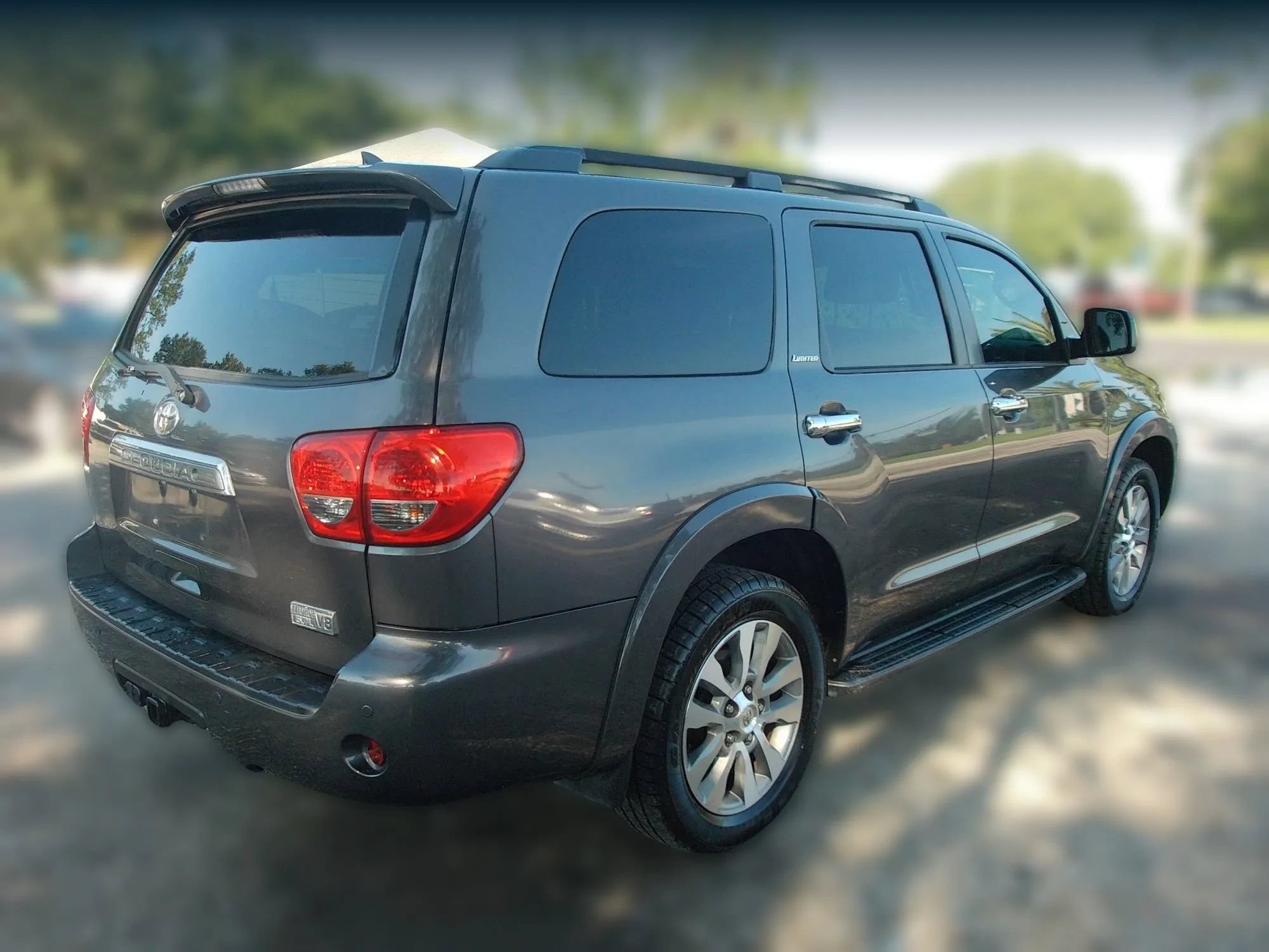 Used 2014 Toyota Sequoia Limited RWD image 6
