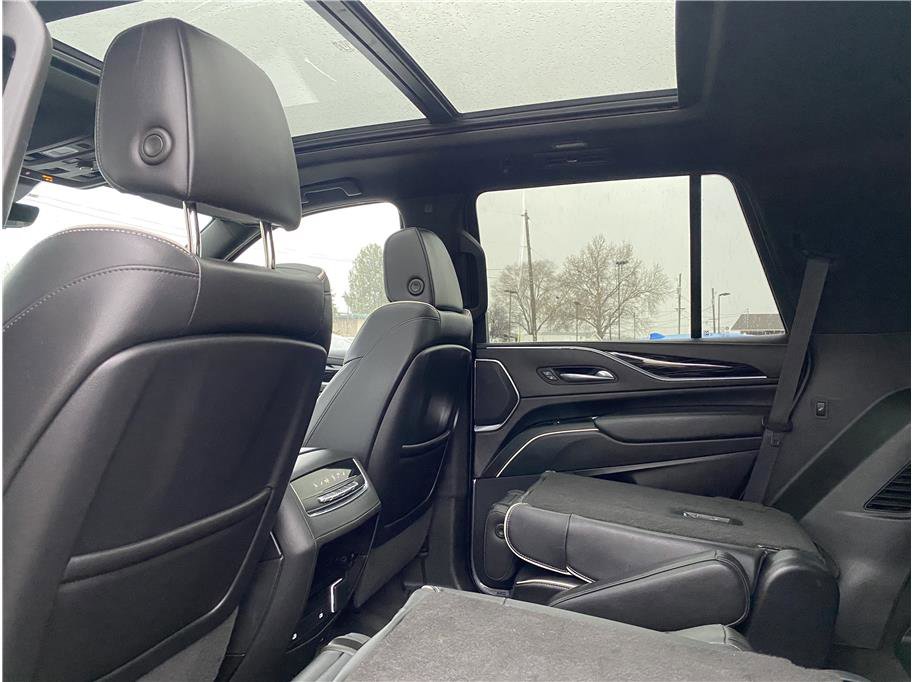 Used 2022 Cadillac Escalade Sport w/ Touring Package image 19