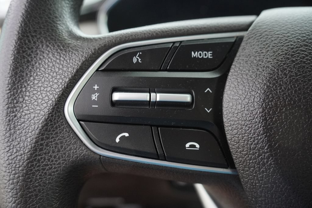 Used 2020 Hyundai Santa Fe SE FWD image 20