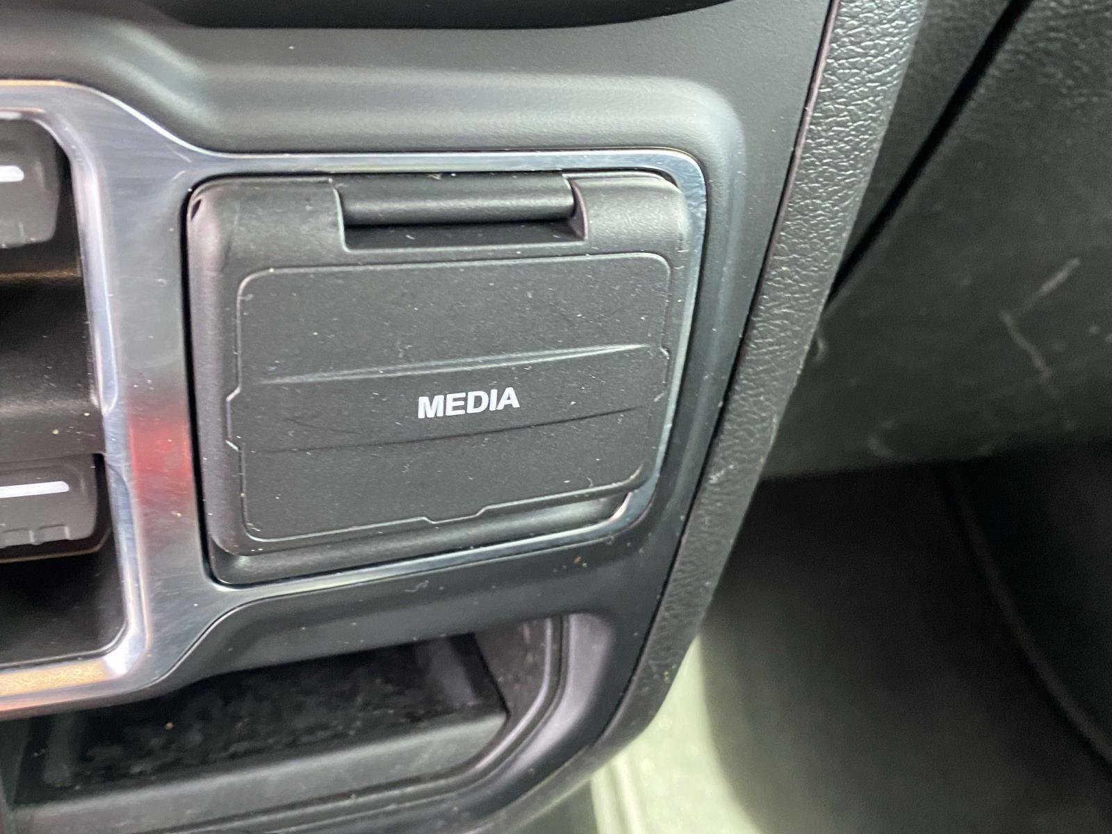 Certified 2022 Jeep Wrangler Unlimited Rubicon 4xe image 6