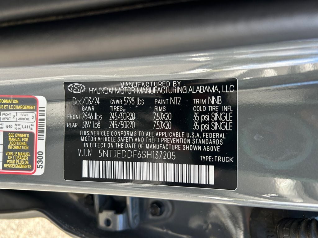 Used 2025 Hyundai Santa Cruz Limited AWD/4WD image 36