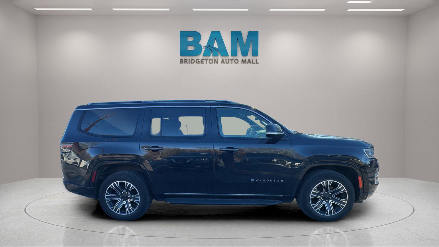 Used 2023 Jeep Wagoneer Series II image 8