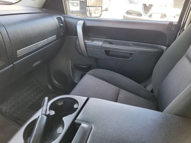 Used 2014 Chevrolet Silverado 2500 LT w/ Z71 Appearance Package AWD/4WD image 19
