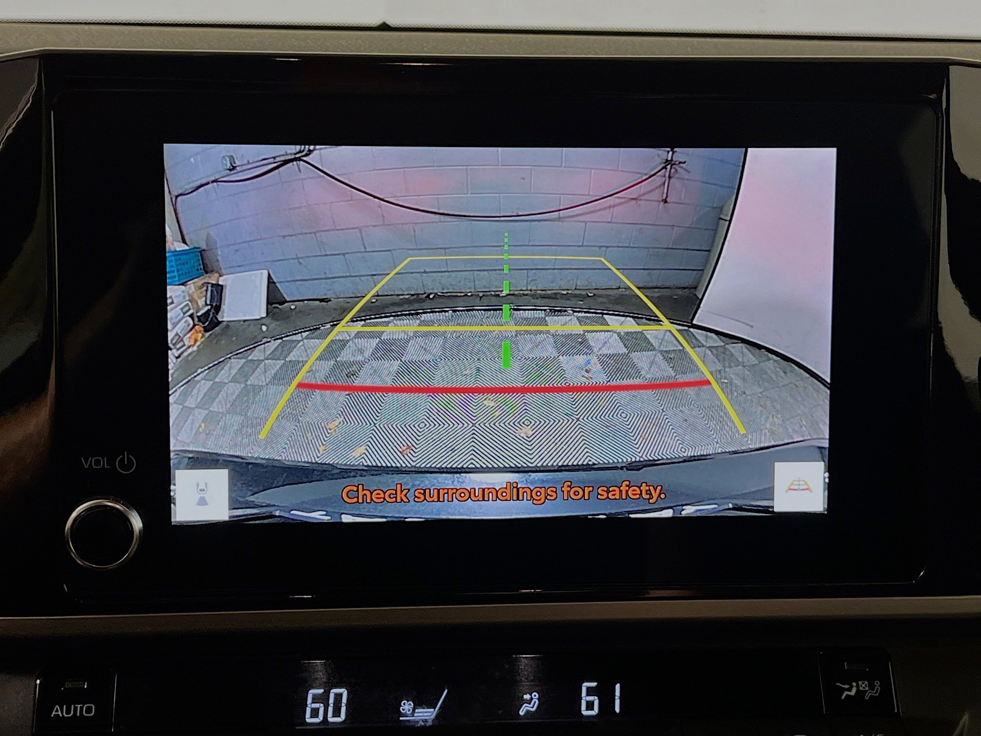 Used 2025 Toyota Camry SE FWD image 28