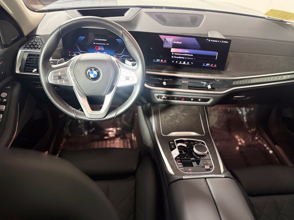 Used 2026 BMW X7 xDrive40i AWD/4WD image 11