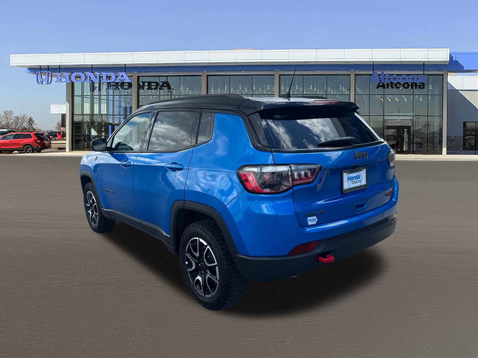 Used 2026 Jeep Compass Trailhawk AWD/4WD image 3